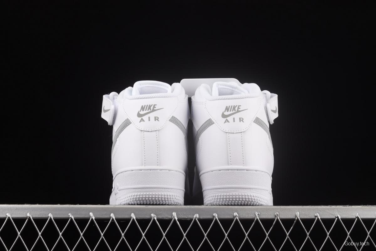 NIKE Air Force 1: 07 AF1 Mid UN2.0 all-white Mantian Star Zhongbang board shoes 366731-606