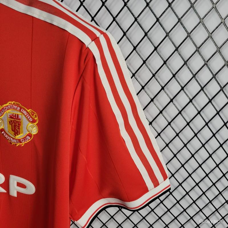 Retro 83/84 Manchester United Home Jersey