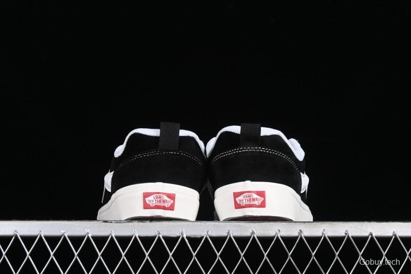 Vans Classics Knu Skool Retro Skate Shoes with Chunky Silhouette - VN0009QCBF2