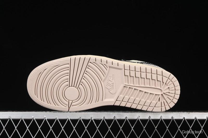 Nike Air Jordan 1 Low Retro Basketball Shoes with Classic Design - HQ3440-101